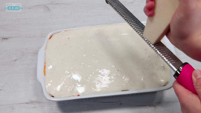 Lasaña de Carne con Queso y Bechamel 6